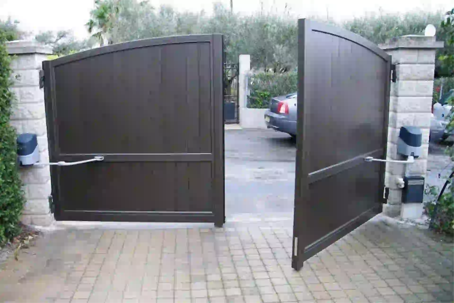 Installation de portail à Arcinges