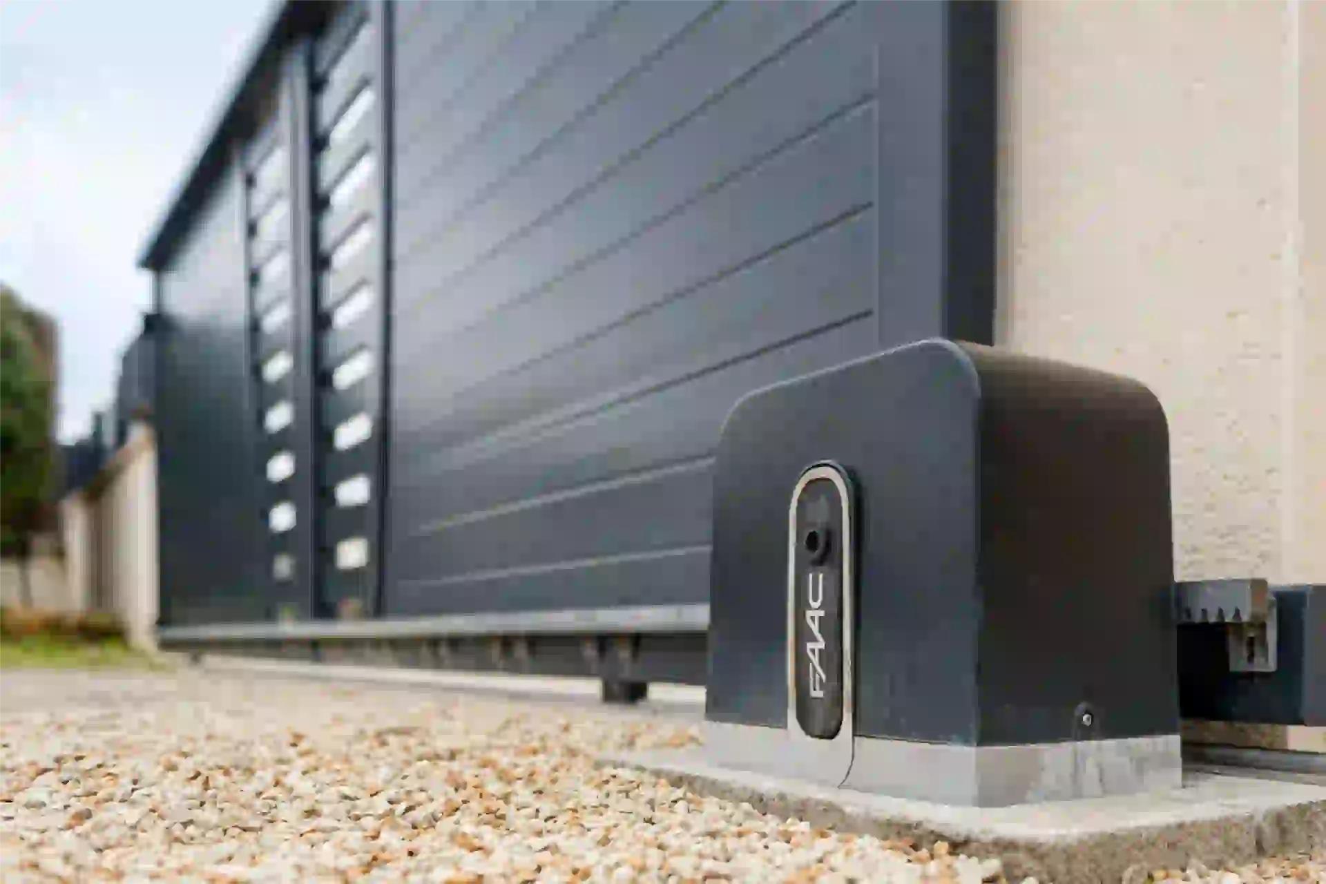 Installation de portail à Négrondes